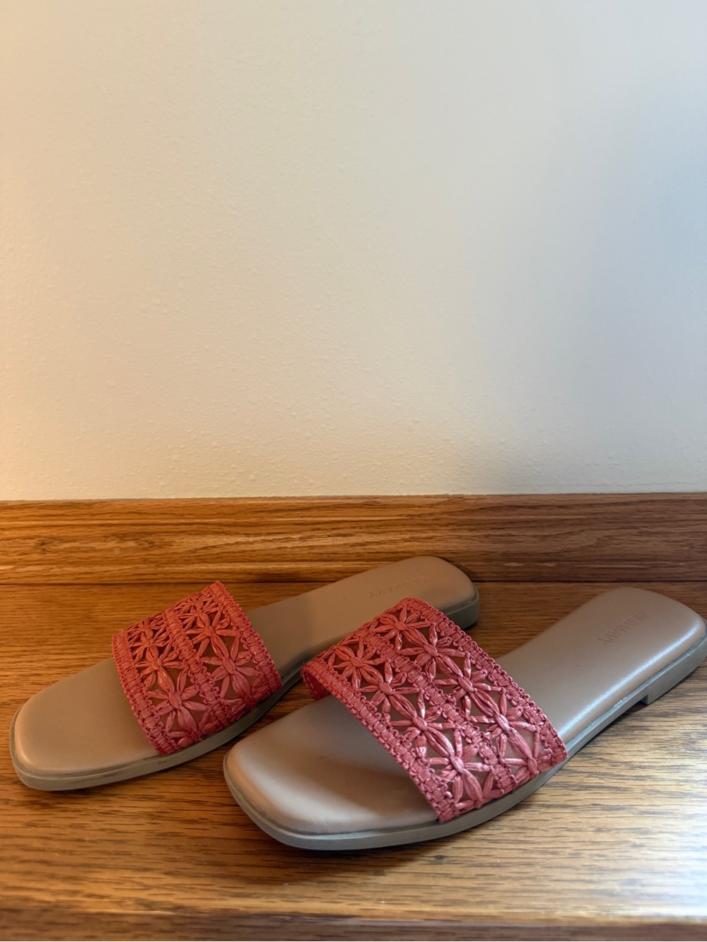 Old Navy Coral Woven Slide Sandals